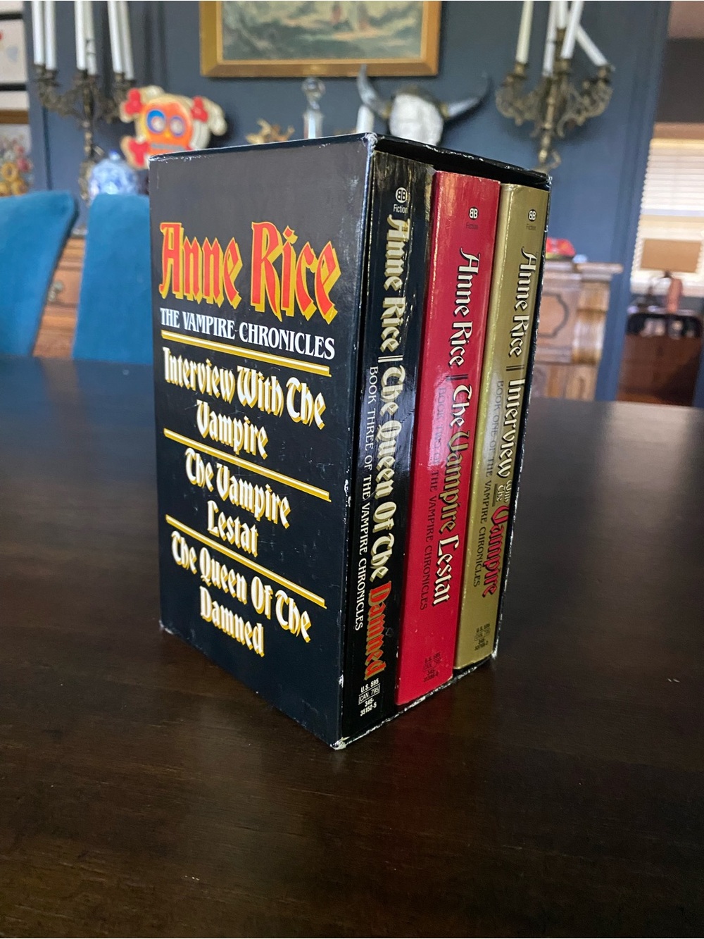 Anne Rice Vampire Chronicles Boxed Book Set - Black/Red/Gold